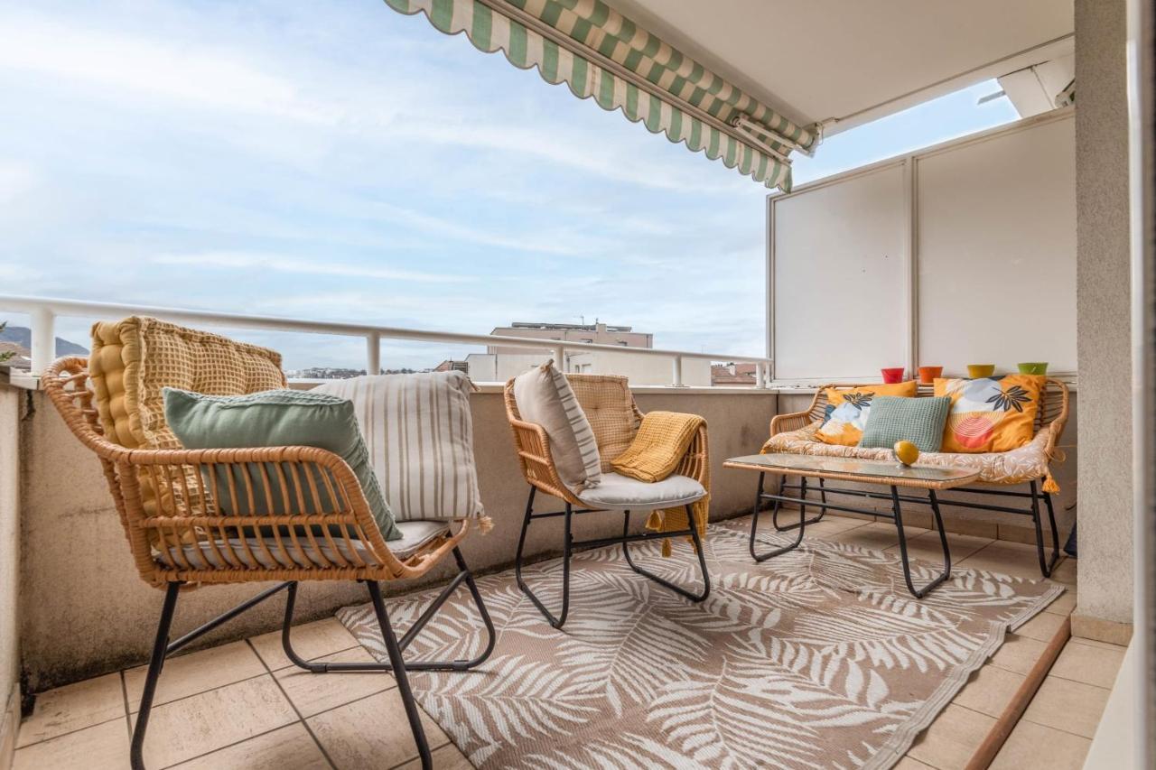شقة Florentine Furnished Flat آنسي المظهر الخارجي الصورة